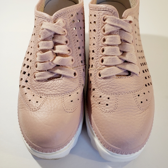 Pink LugSole Sneaker US 6.5 - Picture 2 of 6